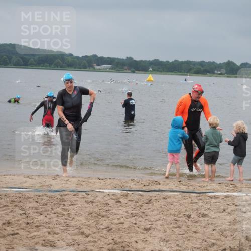 23.06.2024 - Viking Triathlon KatJ http://msf.ph/oto/6354924 23.06.2024 10:30:37 Schwimmen 324, 482, 656 meine-sportfotos.de