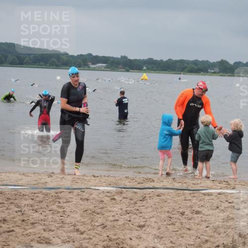 23.06.2024 - Viking Triathlon KatJ http://msf.ph/oto/6354928 23.06.2024 10:30:38 Schwimmen 324, 482, 656 meine-sportfotos.de