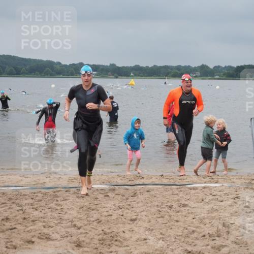 23.06.2024 - Viking Triathlon KatJ http://msf.ph/oto/6354935 23.06.2024 10:30:39 Schwimmen 324, 482, 656 meine-sportfotos.de