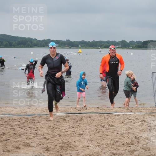 23.06.2024 - Viking Triathlon KatJ http://msf.ph/oto/6354937 23.06.2024 10:30:39 Schwimmen 324, 482, 656 meine-sportfotos.de
