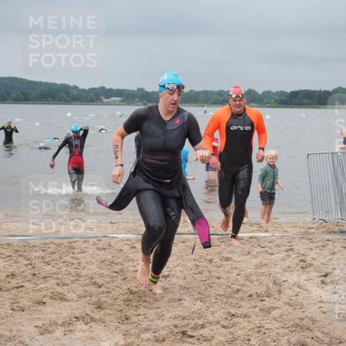 23.06.2024 - Viking Triathlon KatJ http://msf.ph/oto/6354943 23.06.2024 10:30:40 Schwimmen 324, 482, 656 meine-sportfotos.de