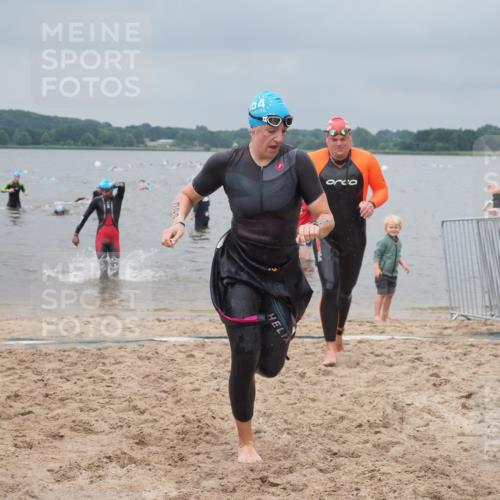 23.06.2024 - Viking Triathlon KatJ http://msf.ph/oto/6354949 23.06.2024 10:30:40 Schwimmen 324, 482, 656 meine-sportfotos.de