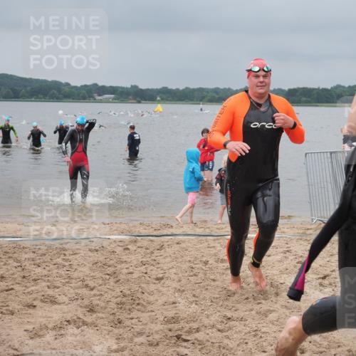 23.06.2024 - Viking Triathlon KatJ http://msf.ph/oto/6354957 23.06.2024 10:30:41 Schwimmen 324, 482, 656 meine-sportfotos.de