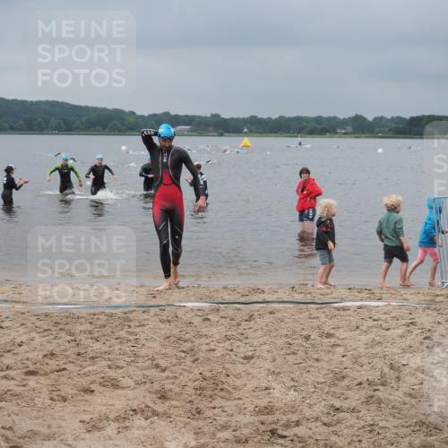 23.06.2024 - Viking Triathlon KatJ http://msf.ph/oto/6354968 23.06.2024 10:30:43 Schwimmen 324, 482, 656 meine-sportfotos.de