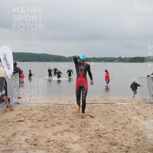 23.06.2024 - Viking Triathlon KatJ http://msf.ph/oto/6354974 23.06.2024 10:30:45 Schwimmen 482, 656 meine-sportfotos.de