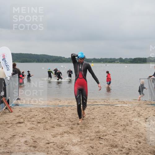 23.06.2024 - Viking Triathlon KatJ http://msf.ph/oto/6354981 23.06.2024 10:30:45 Schwimmen 482, 656 meine-sportfotos.de
