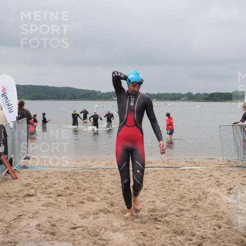 23.06.2024 - Viking Triathlon KatJ http://msf.ph/oto/6354988 23.06.2024 10:30:46 Schwimmen 482 meine-sportfotos.de