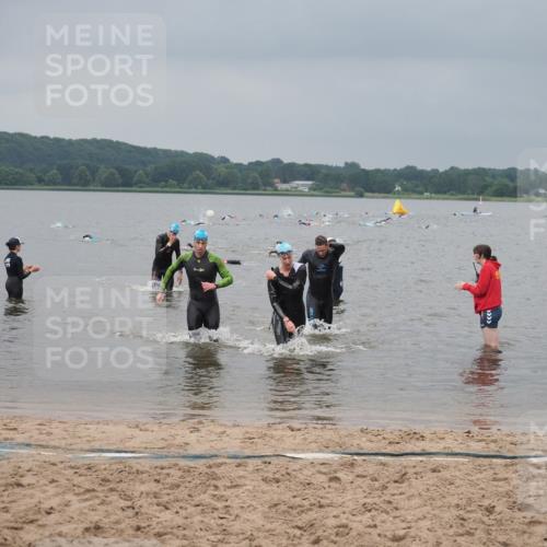23.06.2024 - Viking Triathlon KatJ http://msf.ph/oto/6354992 23.06.2024 10:30:52 Schwimmen 8, 144, 295 meine-sportfotos.de