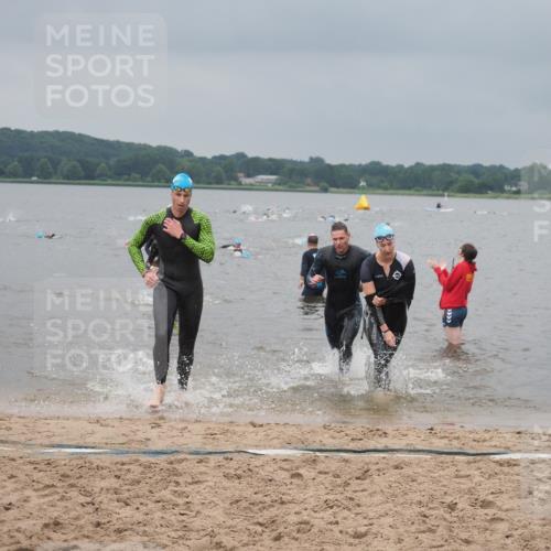 23.06.2024 - Viking Triathlon KatJ http://msf.ph/oto/6355018 23.06.2024 10:30:55 Schwimmen 8, 51, 144, 295 meine-sportfotos.de