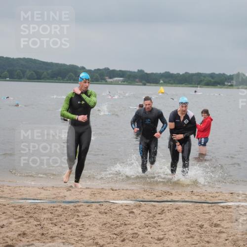 23.06.2024 - Viking Triathlon KatJ http://msf.ph/oto/6355028 23.06.2024 10:30:56 Schwimmen 8, 51, 144, 295 meine-sportfotos.de