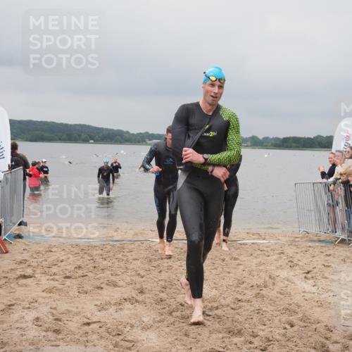 23.06.2024 - Viking Triathlon KatJ http://msf.ph/oto/6355053 23.06.2024 10:30:59 Schwimmen 8, 51, 144, 295 meine-sportfotos.de