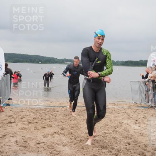 23.06.2024 - Viking Triathlon KatJ http://msf.ph/oto/6355056 23.06.2024 10:30:59 Schwimmen 8, 51, 144, 295 meine-sportfotos.de