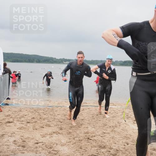 23.06.2024 - Viking Triathlon KatJ http://msf.ph/oto/6355065 23.06.2024 10:31:00 Schwimmen 8, 51, 144, 295 meine-sportfotos.de