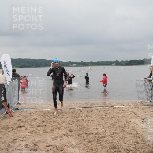 23.06.2024 - Viking Triathlon KatJ http://msf.ph/oto/6355082 23.06.2024 10:31:06 Schwimmen 51, 627 meine-sportfotos.de