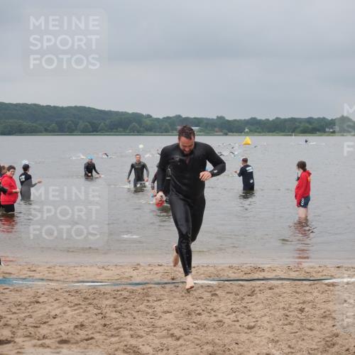 23.06.2024 - Viking Triathlon KatJ http://msf.ph/oto/6355120 23.06.2024 10:31:12 Schwimmen 499, 627 meine-sportfotos.de