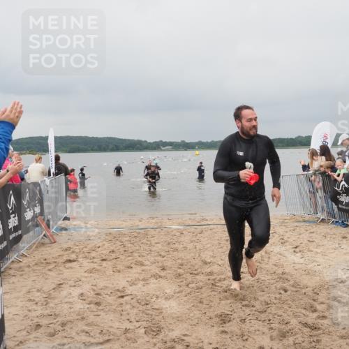 23.06.2024 - Viking Triathlon KatJ http://msf.ph/oto/6355128 23.06.2024 10:31:14 Schwimmen 499, 627 meine-sportfotos.de