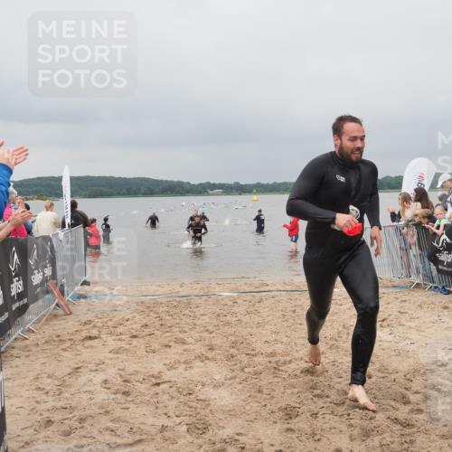 23.06.2024 - Viking Triathlon KatJ http://msf.ph/oto/6355131 23.06.2024 10:31:14 Schwimmen 499, 627 meine-sportfotos.de