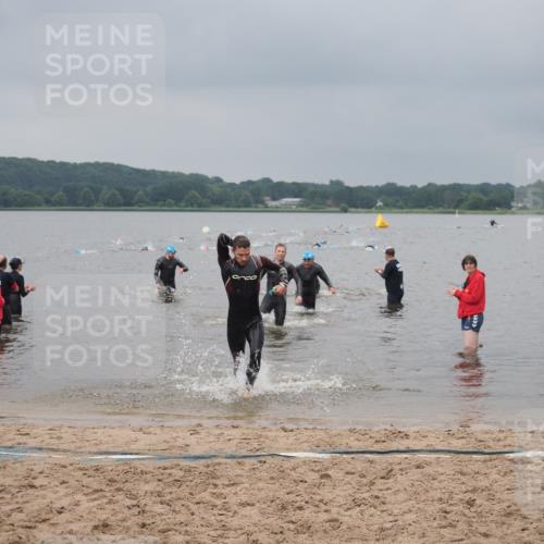 23.06.2024 - Viking Triathlon KatJ http://msf.ph/oto/6355136 23.06.2024 10:31:18 Schwimmen 458, 499 meine-sportfotos.de