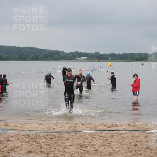 23.06.2024 - Viking Triathlon KatJ http://msf.ph/oto/6355138 23.06.2024 10:31:18 Schwimmen 458, 499 meine-sportfotos.de