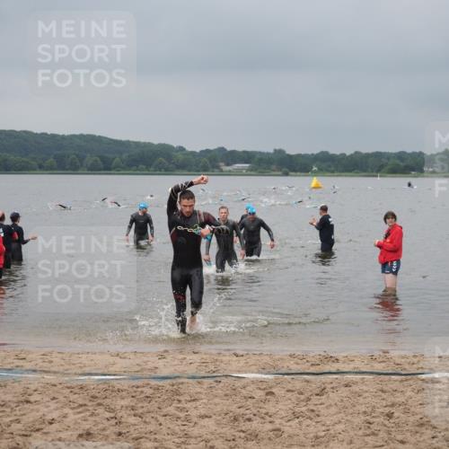 23.06.2024 - Viking Triathlon KatJ http://msf.ph/oto/6355142 23.06.2024 10:31:19 Schwimmen 458, 499 meine-sportfotos.de