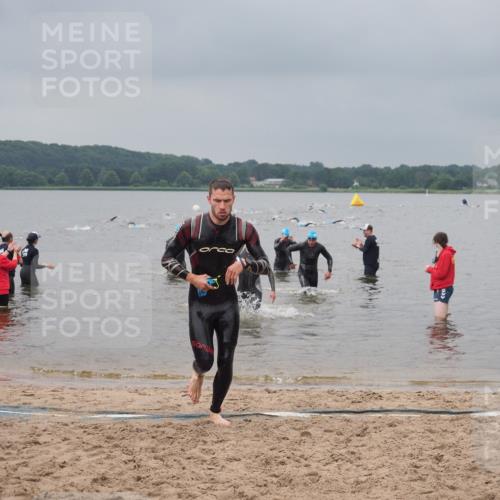 23.06.2024 - Viking Triathlon KatJ http://msf.ph/oto/6355152 23.06.2024 10:31:20 Schwimmen 458, 499 meine-sportfotos.de