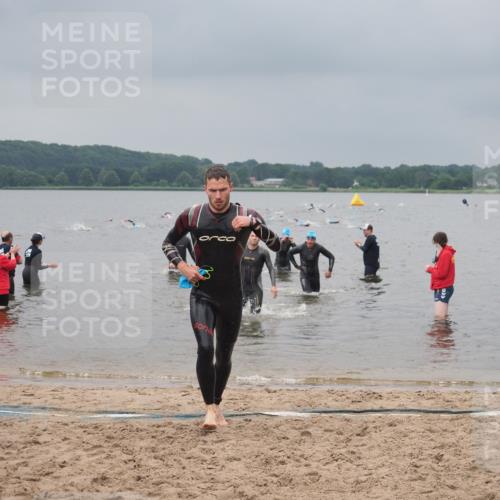 23.06.2024 - Viking Triathlon KatJ http://msf.ph/oto/6355154 23.06.2024 10:31:21 Schwimmen 458, 499 meine-sportfotos.de