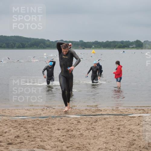 23.06.2024 - Viking Triathlon KatJ http://msf.ph/oto/6355196 23.06.2024 10:31:27 Schwimmen 16, 216, 458, 463 meine-sportfotos.de