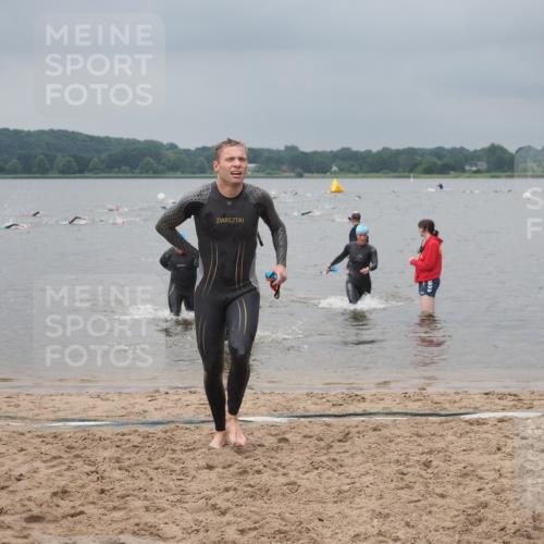 23.06.2024 - Viking Triathlon KatJ http://msf.ph/oto/6355212 23.06.2024 10:31:28 Schwimmen 16, 216, 458, 463 meine-sportfotos.de