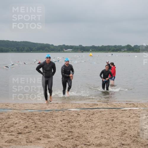 23.06.2024 - Viking Triathlon KatJ http://msf.ph/oto/6355222 23.06.2024 10:31:31 Schwimmen 16, 216, 458, 463 meine-sportfotos.de