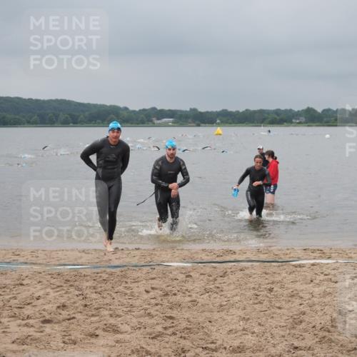 23.06.2024 - Viking Triathlon KatJ http://msf.ph/oto/6355230 23.06.2024 10:31:31 Schwimmen 16, 216, 458, 463 meine-sportfotos.de