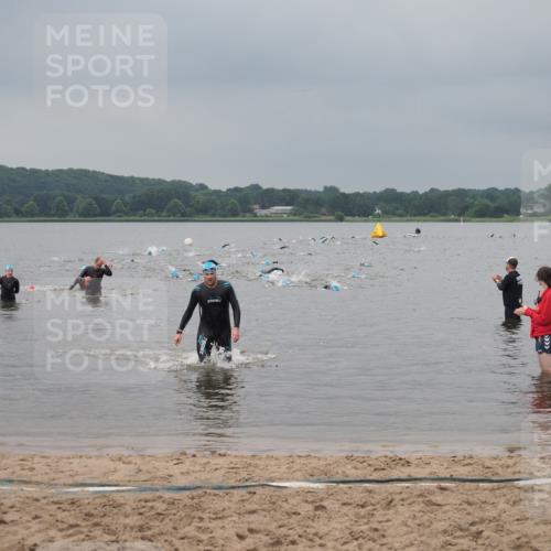 23.06.2024 - Viking Triathlon KatJ http://msf.ph/oto/6355280 23.06.2024 10:31:46 Schwimmen 107 meine-sportfotos.de