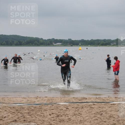 23.06.2024 - Viking Triathlon KatJ http://msf.ph/oto/6355295 23.06.2024 10:31:50 Schwimmen 107 meine-sportfotos.de