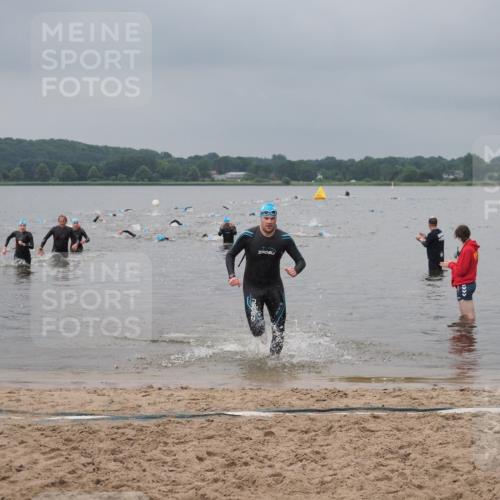 23.06.2024 - Viking Triathlon KatJ http://msf.ph/oto/6355297 23.06.2024 10:31:50 Schwimmen 107 meine-sportfotos.de
