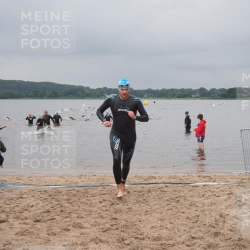 23.06.2024 - Viking Triathlon KatJ http://msf.ph/oto/6355307 23.06.2024 10:31:52 Schwimmen 14, 107 meine-sportfotos.de