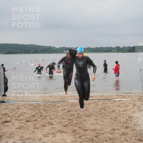 23.06.2024 - Viking Triathlon KatJ http://msf.ph/oto/6355349 23.06.2024 10:32:02 Schwimmen 6, 14, 20, 231, 619, 640 meine-sportfotos.de