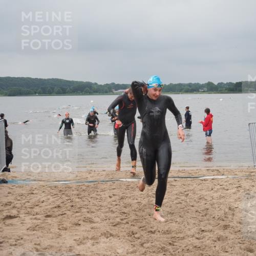 23.06.2024 - Viking Triathlon KatJ http://msf.ph/oto/6355353 23.06.2024 10:32:02 Schwimmen 6, 14, 20, 231, 619, 640 meine-sportfotos.de