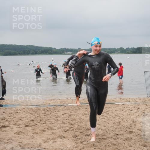23.06.2024 - Viking Triathlon KatJ http://msf.ph/oto/6355356 23.06.2024 10:32:03 Schwimmen 6, 14, 20, 231, 619, 640 meine-sportfotos.de