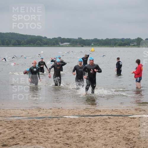 23.06.2024 - Viking Triathlon KatJ http://msf.ph/oto/6355371 23.06.2024 10:32:05 Schwimmen 6, 14, 20, 117, 231, 619, 640 meine-sportfotos.de