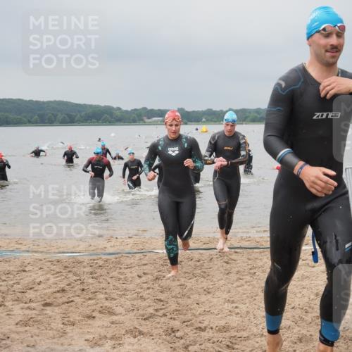 23.06.2024 - Viking Triathlon KatJ http://msf.ph/oto/6355406 23.06.2024 10:32:12 Schwimmen 6, 20, 117, 231, 260, 292, 302, 394, 426, 619 meine-sportfotos.de