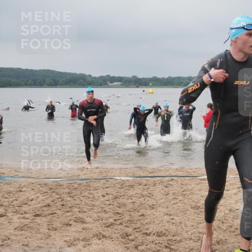 23.06.2024 - Viking Triathlon KatJ http://msf.ph/oto/6355419 23.06.2024 10:32:14 Schwimmen 6, 20, 117, 260, 292, 302, 394, 426, 619 meine-sportfotos.de