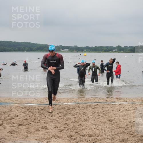 23.06.2024 - Viking Triathlon KatJ http://msf.ph/oto/6355424 23.06.2024 10:32:16 Schwimmen 6, 117, 260, 292, 302, 394, 426, 619, 628 meine-sportfotos.de