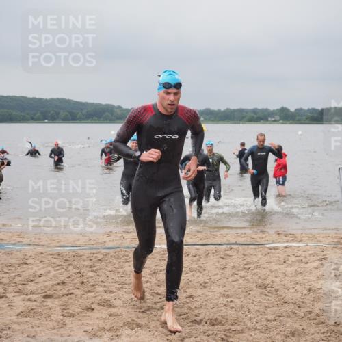 23.06.2024 - Viking Triathlon KatJ http://msf.ph/oto/6355435 23.06.2024 10:32:16 Schwimmen 6, 117, 260, 292, 302, 394, 426, 619, 628 meine-sportfotos.de