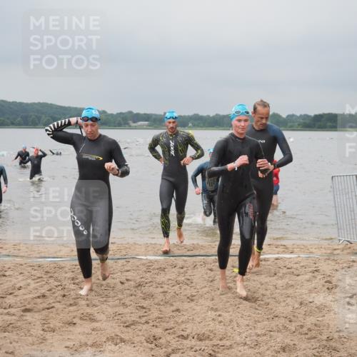 23.06.2024 - Viking Triathlon KatJ http://msf.ph/oto/6355467 23.06.2024 10:32:19 Schwimmen 117, 260, 292, 302, 394, 426, 628, 663 meine-sportfotos.de