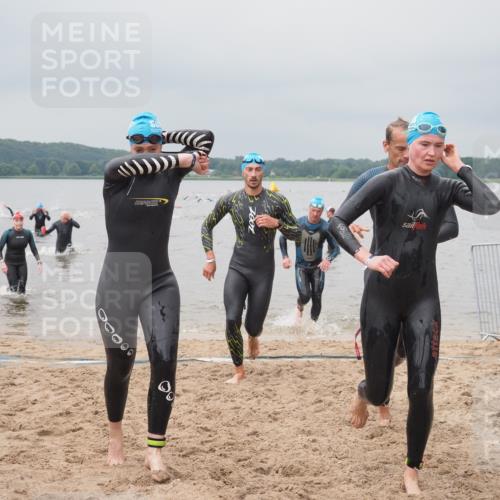 23.06.2024 - Viking Triathlon KatJ http://msf.ph/oto/6355478 23.06.2024 10:32:20 Schwimmen 117, 260, 292, 302, 394, 426, 628, 663 meine-sportfotos.de