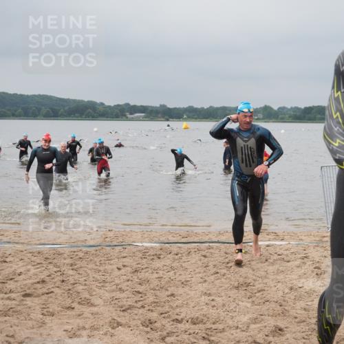 23.06.2024 - Viking Triathlon KatJ http://msf.ph/oto/6355489 23.06.2024 10:32:23 Schwimmen 260, 292, 302, 316, 394, 426, 485, 628, 663 meine-sportfotos.de