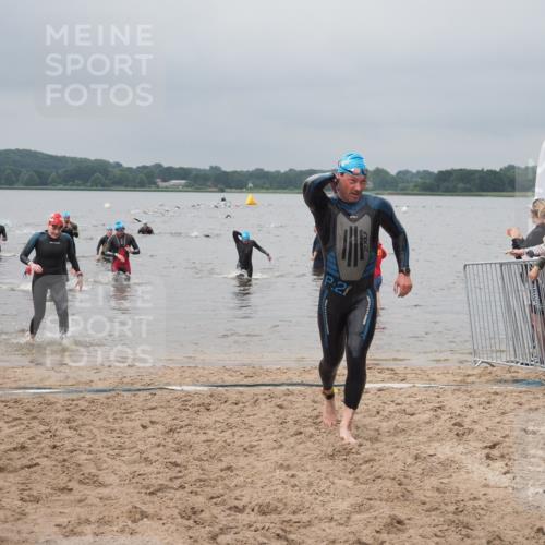 23.06.2024 - Viking Triathlon KatJ http://msf.ph/oto/6355496 23.06.2024 10:32:23 Schwimmen 260, 292, 302, 316, 394, 426, 485, 628, 663 meine-sportfotos.de