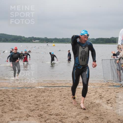 23.06.2024 - Viking Triathlon KatJ http://msf.ph/oto/6355501 23.06.2024 10:32:24 Schwimmen 260, 292, 302, 316, 394, 485, 628, 663 meine-sportfotos.de