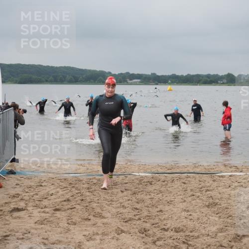 23.06.2024 - Viking Triathlon KatJ http://msf.ph/oto/6355517 23.06.2024 10:32:26 Schwimmen 292, 316, 336, 485, 628, 663 meine-sportfotos.de