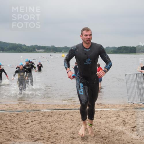 23.06.2024 - Viking Triathlon KatJ http://msf.ph/oto/6355557 23.06.2024 10:32:36 Schwimmen 198, 316, 336, 408, 485, 551 meine-sportfotos.de