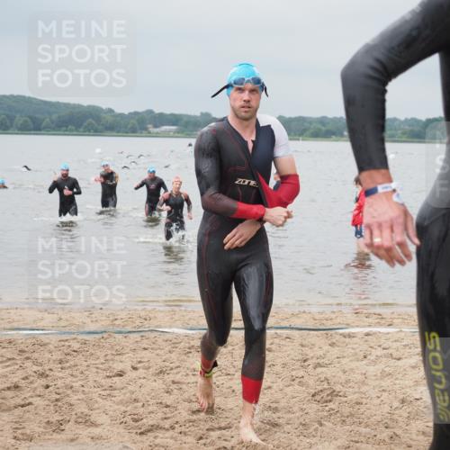23.06.2024 - Viking Triathlon KatJ http://msf.ph/oto/6355587 23.06.2024 10:32:43 Schwimmen 5, 198, 408, 551, 654 meine-sportfotos.de